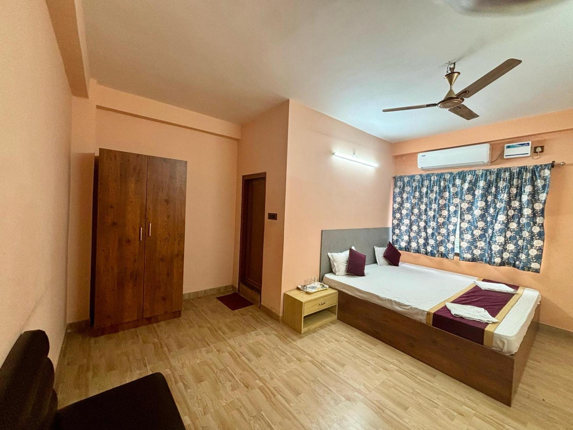 Krishna Shree Guest House Guwahati Quarto foto
